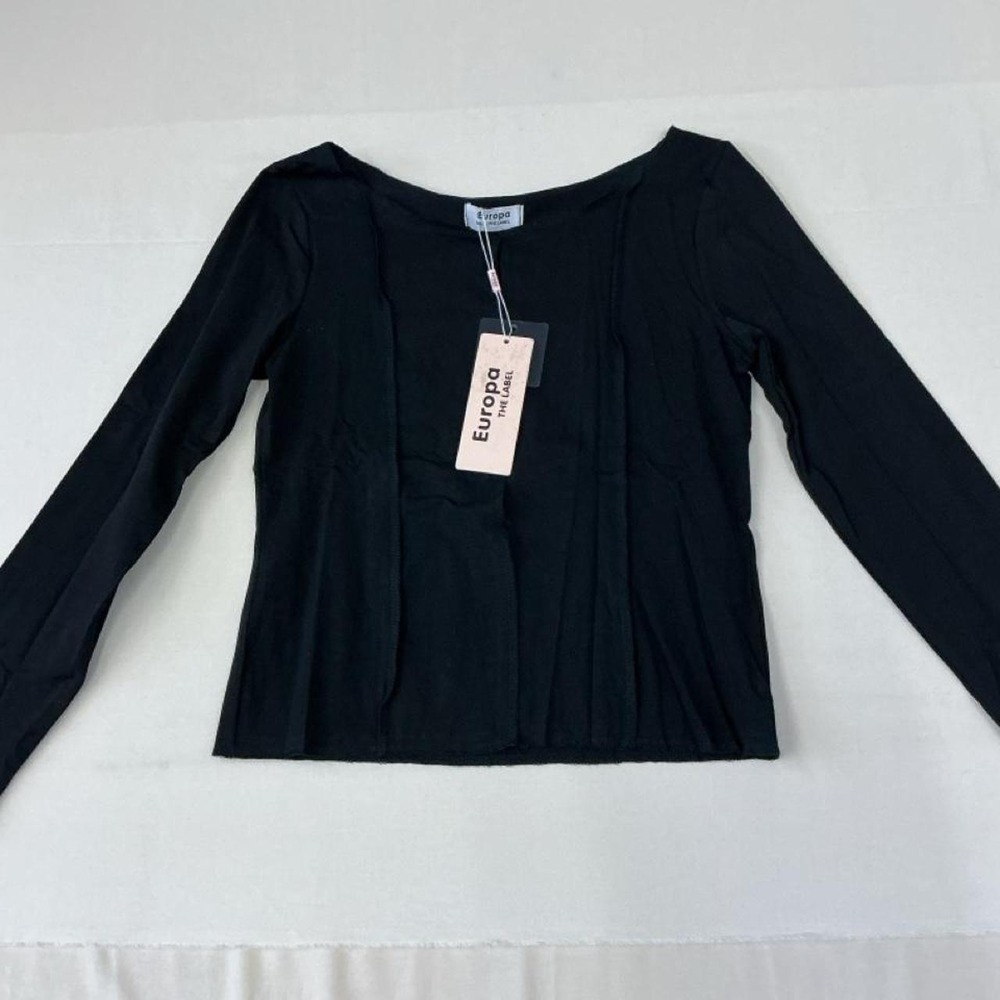 Europa‎ long sleeve top